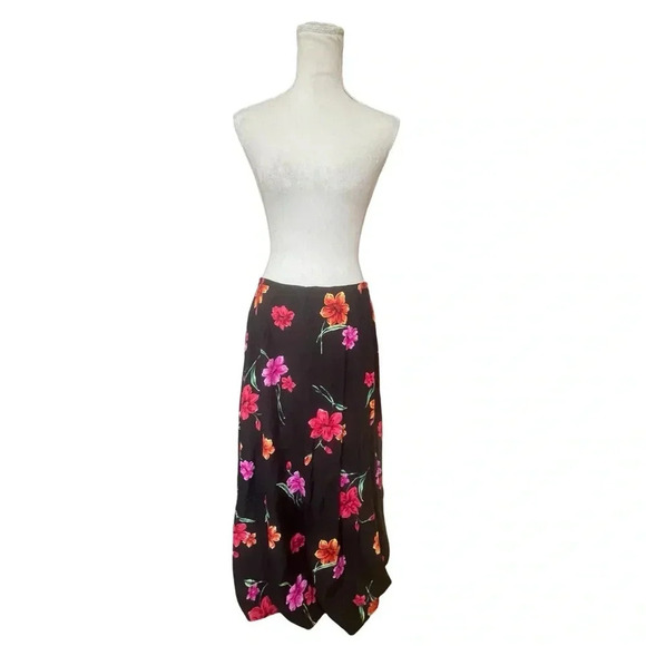 Vintage Norton McNaughton Hawaiian Floral Maxi Dress - Black / Red & Pink - Picture 3 of 10